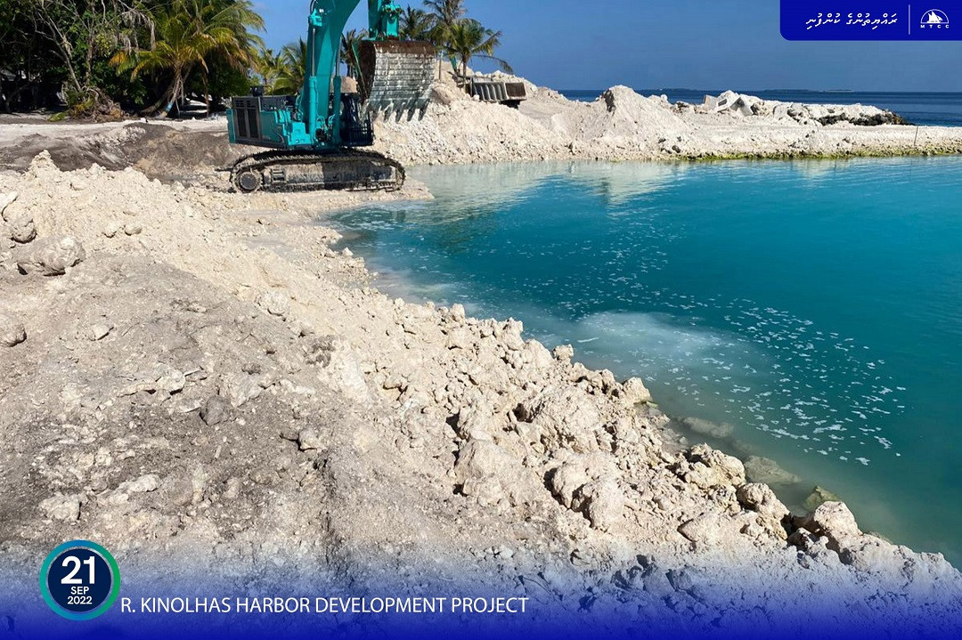 R. Kinolhas Harbor Development Project