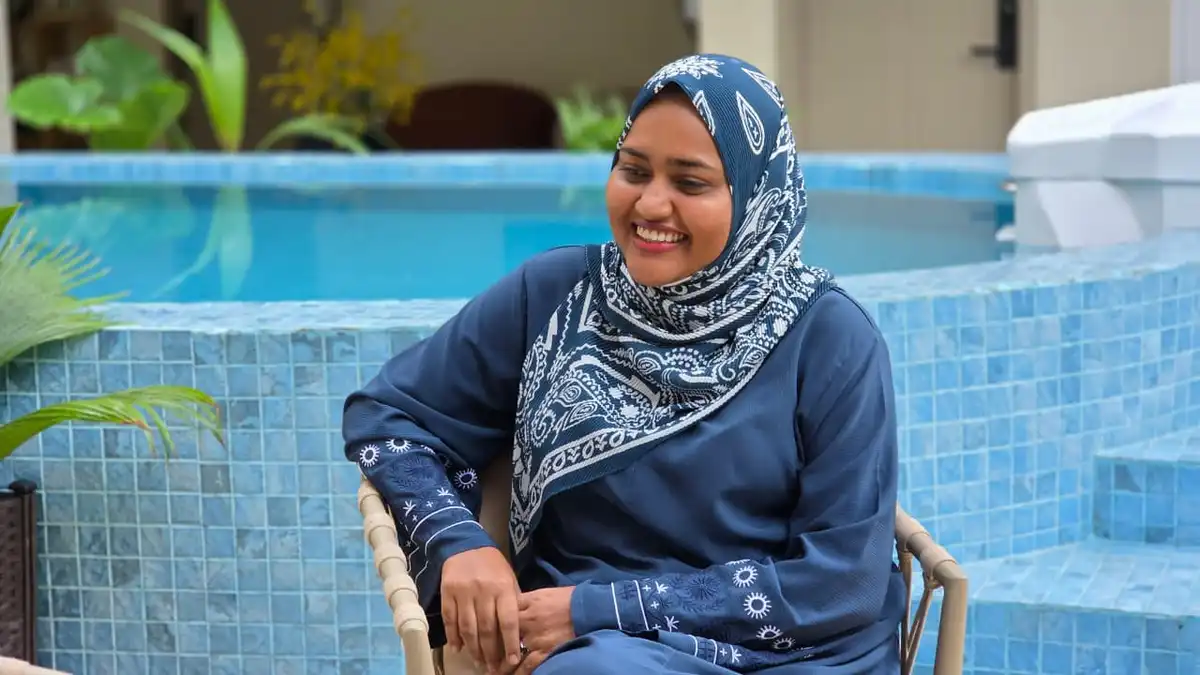 Mariyam Suha, President of the Baa Atoll Kamadhoo Women's Development Committee, speaking during Wednesday's episode of the "Fashaairu" program.