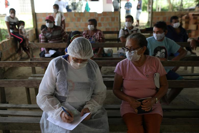 ބްރެޒިލްގައި ކޮވިޑަށް ޓެސްޓް ކުރަނީ