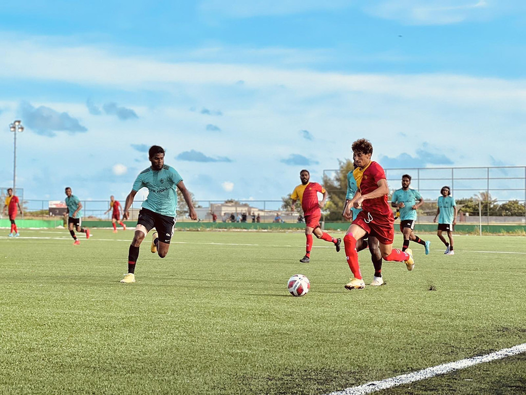 ވިކްޓްރީއާއި އުނގޫފާރު ވާދަކުރި މެޗުގެ ތެރެއިން: ފޮޓޯ-ވިކްޓްރީ