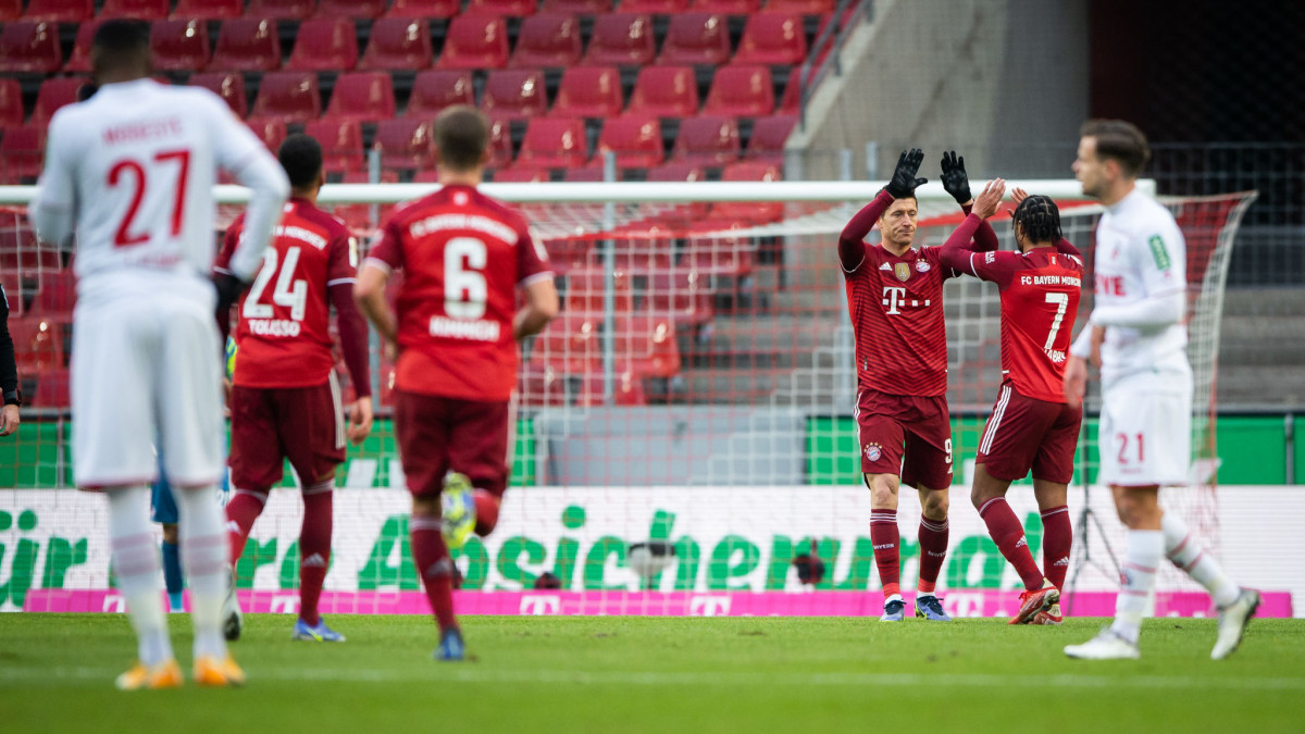 ކޮލޯން އާއި ބަޔާން ބައްދަލުކުރި މެޗުގެ ތެރެއިން