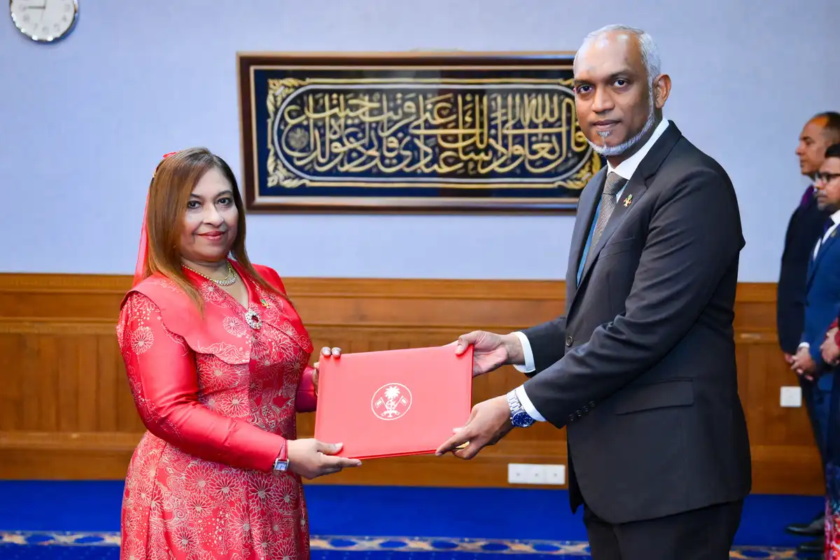ޖަމީލާ އަށް ސަފީރު ކަމުގެ ފަތްކޮޅު އެރުވުމުގެ ރަސްމިއްޔާތުގެ ތެރެއިން