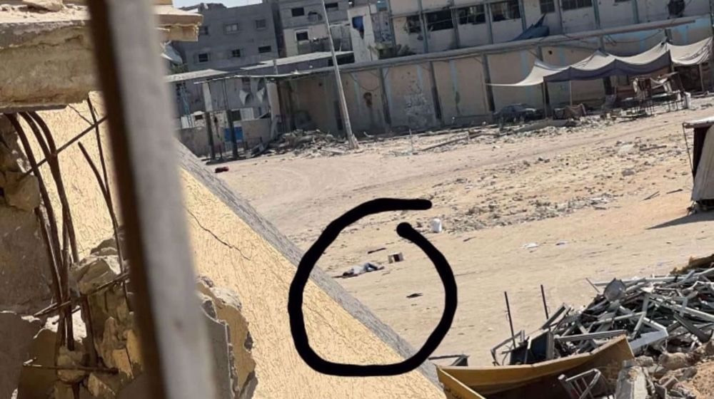 ޚާއްސަ އެހީއަށް ބޭނުންވާ އަދި ބީރު ޒުވާނެއް ކަމަށްވާ ލޫއޭ ބަރަކާ މިއަދު ހެނދުނު، ދެކުނު ގާޒާގެ ޚާން ޔޫނިސް، ބަނީ ސުހައިލާ ވަށައިގެންވާ މަގު ކައިރީގައި އައިއޯއެފް ސްނައިޕަރެއްގެ އަތުން ޝަހީދުވެފައި