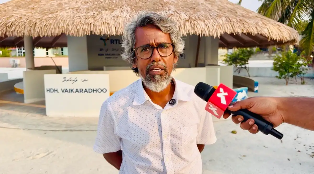 އަތޮޅުތެރެއަށް ކުރާ ދަތުރުތަކުން ފެންނަނީ ވަރަށް އުންމީދީ މަންޒަރެއް، ހާއްސަކޮށް ފެންނަ ނުފެންނަ ވޯޓަށް ރައްޔިތުން ތިބީ ބޮޑުކޮށް ނޫނެކޭ ބުނަން ތައްޔާރަށް: ފިއްޓޭ