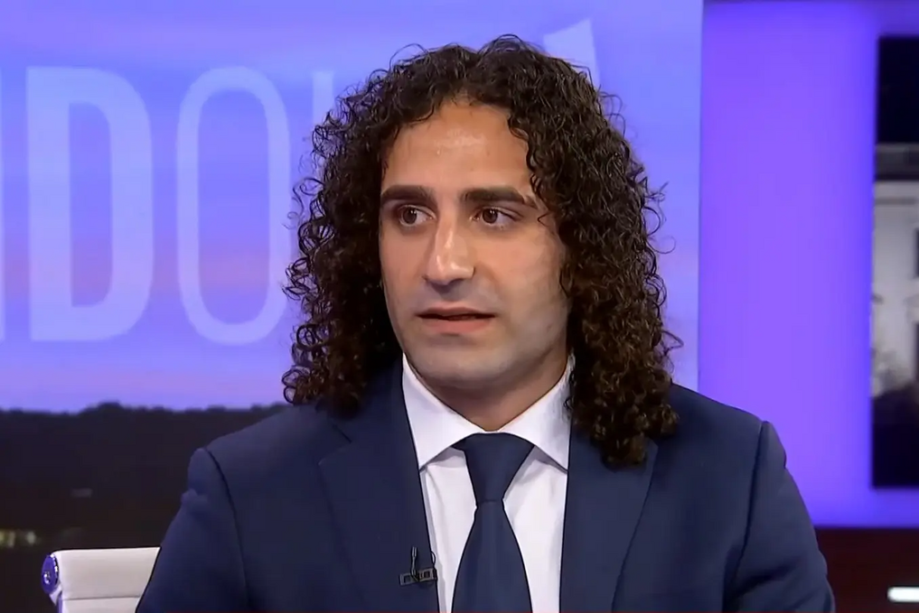 އެމެރިކާގެ އެޑިޔުކޭޝަން ޑިވެލޮޕްމަންޓްގެ ސްޕެޝަލް އެސިސްޓެންޓް ތާރިގް ހަބާޝް