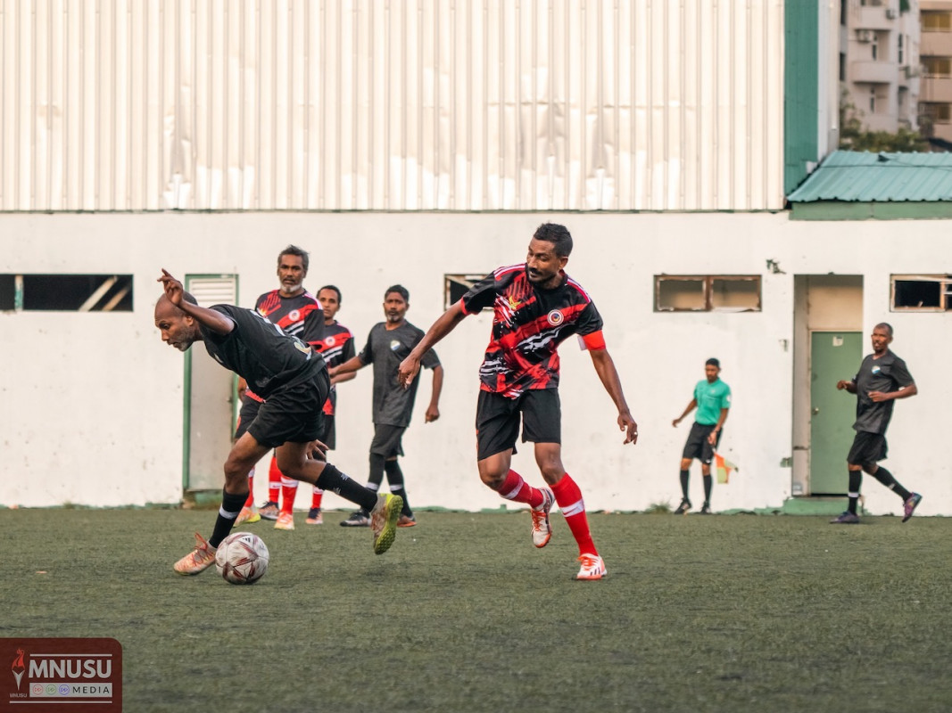 ސިފައިންނާއި ސްޓެލްކޯ ވާދަކުރި މެޗުގެ ތެރެއިން