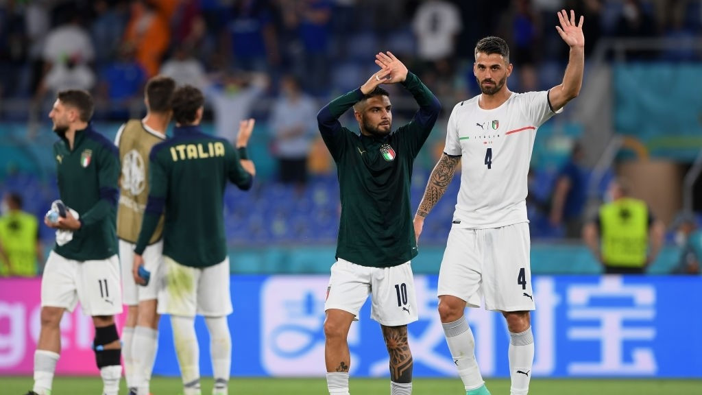 ތުރުކީ އާއި އިޓަލީ ބައްދަލުކުރި މެޗަށްފަހު އިޓަލީގެ ކުޅުންތެރިން - ފޮޓޯ: ގެޓީ އިމޭޖަސް