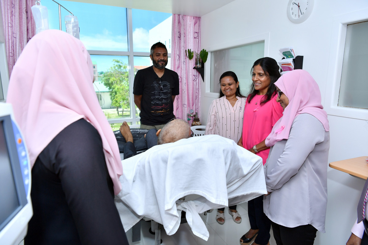 ހުޅުމާލެ ހޮސްޕިޓަލުގައި މެމޯގްރަފީގެ ޚިދުމަތް، ރައީސުލްޖުމްހޫރިއްޔާގެ އަނބިކަނބަލުން އިފްތިތާޙް ކޮށްދެއްވުން -- ފޮޓޯ: ރައީސް އޮފީސް