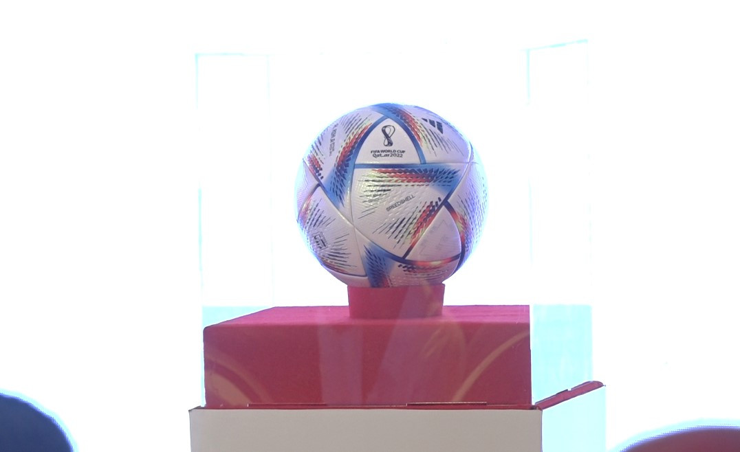 ކޮކާ ކޯލާގެ އިވެންޓުގެ ތެރެއިން، މިއަހަރުގެ ވޯލްޑް ކަޕުގައި ބޭނުންކުރާ ރަސްމީ ބޯޅަ