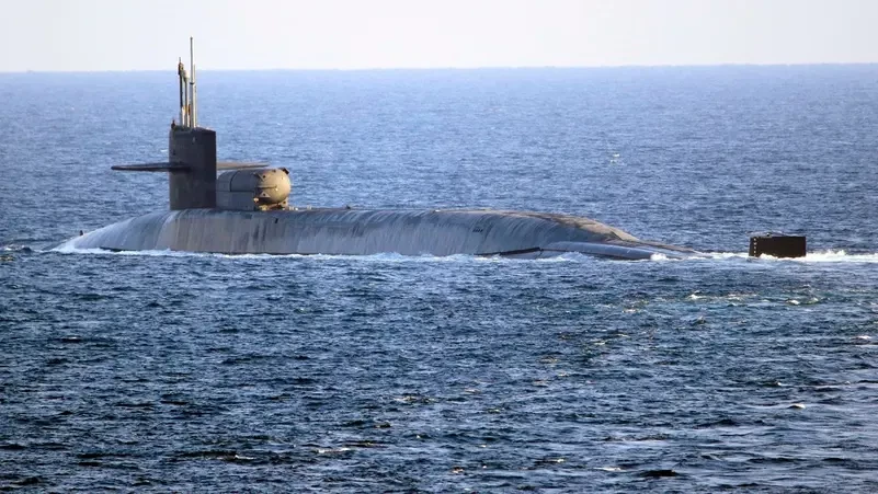 ޔޫއެސްއެސް ޖޯޖިއާ، ނިއުކްލިއަރ ހަކަތައިން އޮޕަރޭޓް ކުރާ އެމެރިކާގެ ސަބްމެރިން