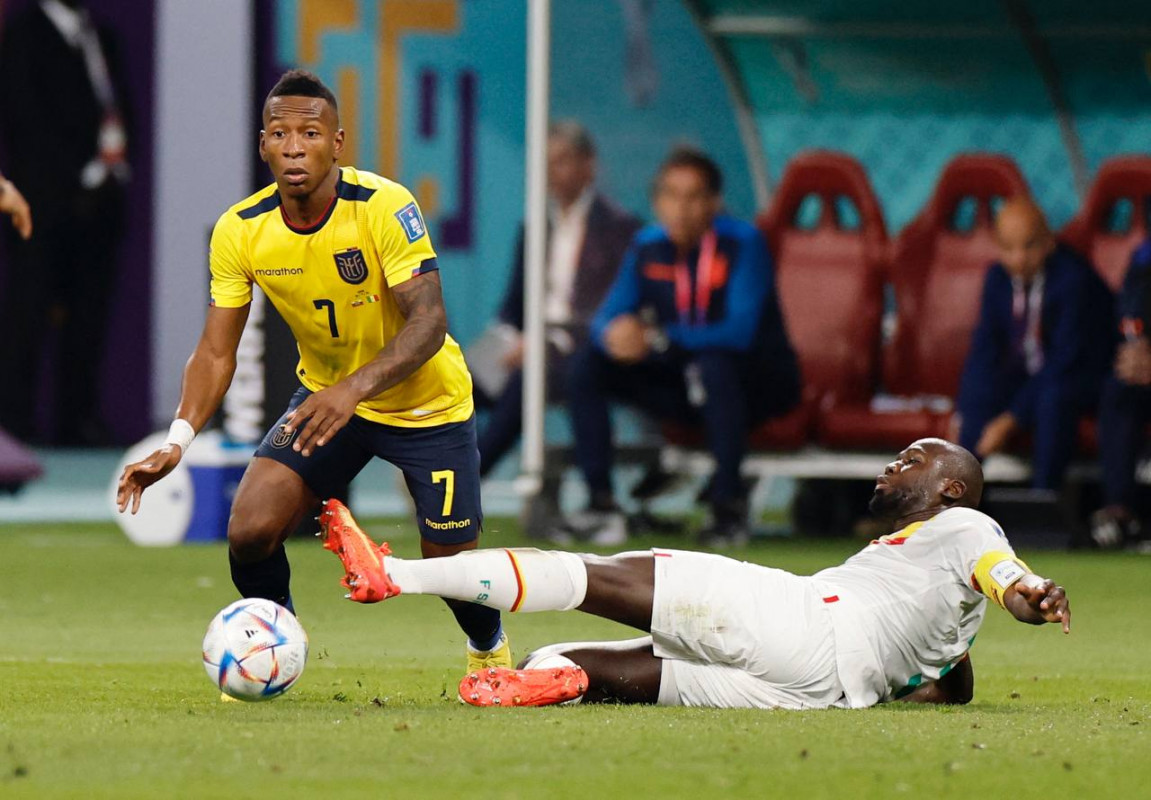 ސެނެގާލް އަދި އިކުއެޑޯ ކުޅުނު މެޗުގެ ތެރެއިން - ފޮޓޯ: ރޮއިޓާސް