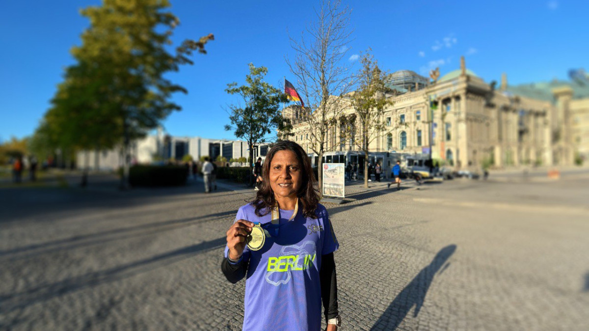 ބާލިން މެރަތަންގައި ދުވުމަށްފަހު ކުރީގެ ފަސްޓް ލޭޑީ ފަޒްނާ އަޙުމަދު