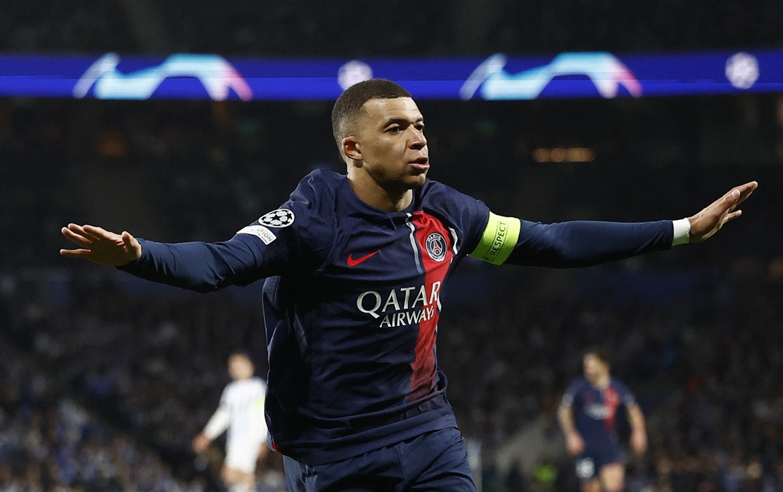 މެޗުގައި ލަނޑު ޖެހުމަށްފަހު އެމްބާޕޭ އުފާ ފާޅުކުރަނީ