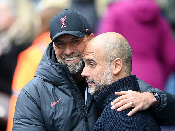 ލިވަޕޫލްގެ ކޯޗު ކްލޮޕް (ވ) އާއި މެންޗެސްޓާ ސިޓީގެ ކޯޗު ޕެޕް ގާޑިއޯލާ