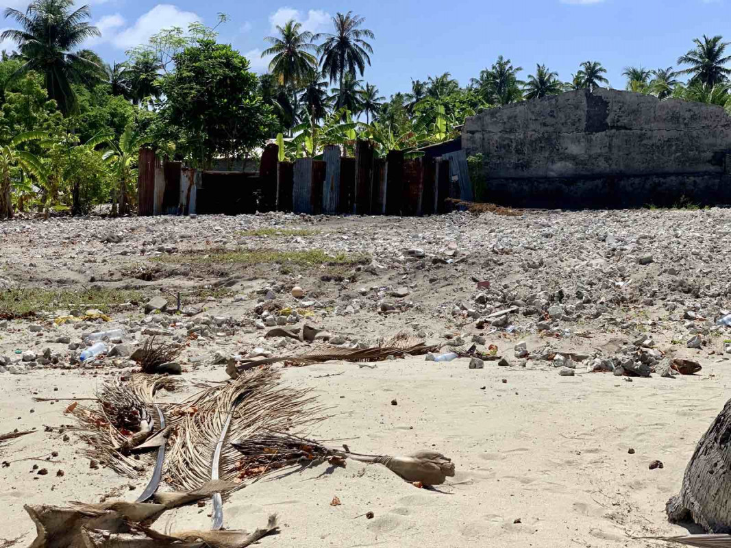 ލ. މުންޑޫގެ ފަޅުވި ގެތައް