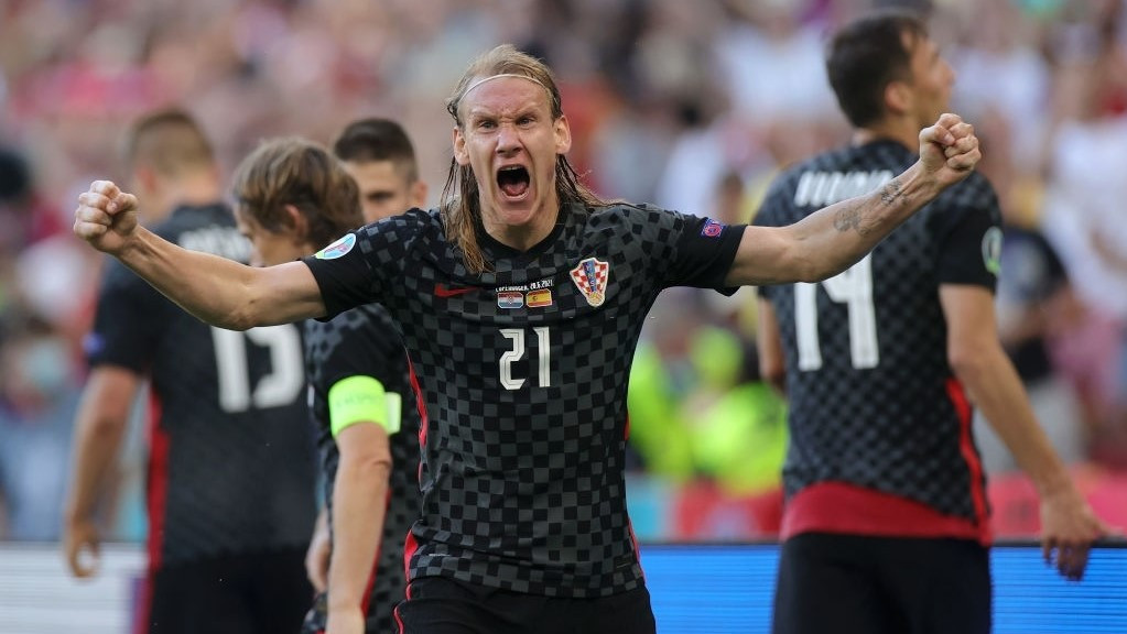 ކްރޮއޭޝިއާ އާއި ސްޕެއިން ބައްދަލުކުރި މެޗުގެ ތެރެއިން، ކްރޮއޭޝިއާ ކުޅުންތެރިން ލަނޑު ޖެހުމަށްފަހު އުފާފާޅުކުރަނީ - ފޮޓޯ: ގެޓީ އިމޭޖަސް 