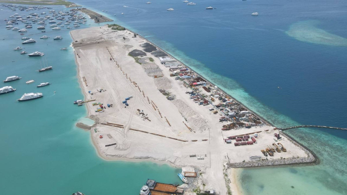Hulhumalé Phase 3 site A reclaimed , work on site B reclamation