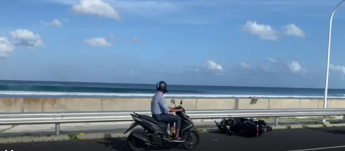 ހައިވޭގައި ހިނގި ނުރައްކާތެރި އެކްސިޑެންޓް