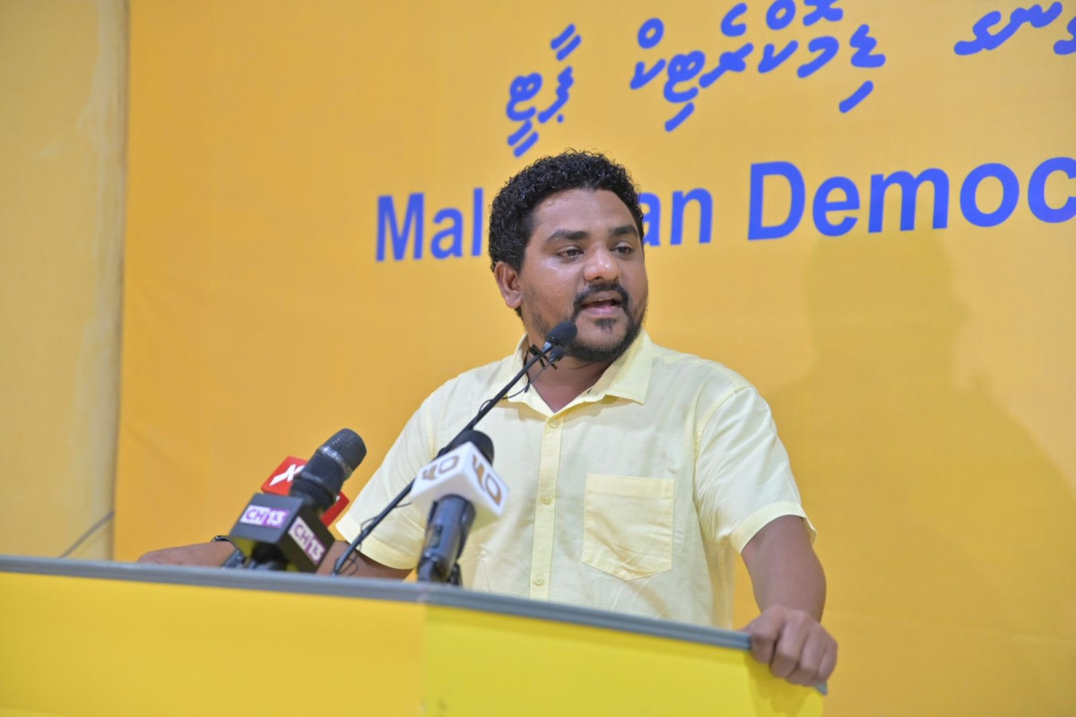 މަޖިލީހުގެ ކެންދޫ ދާއިރާގެ މެމްބަރު މައުރޫފް ޒާކިރު