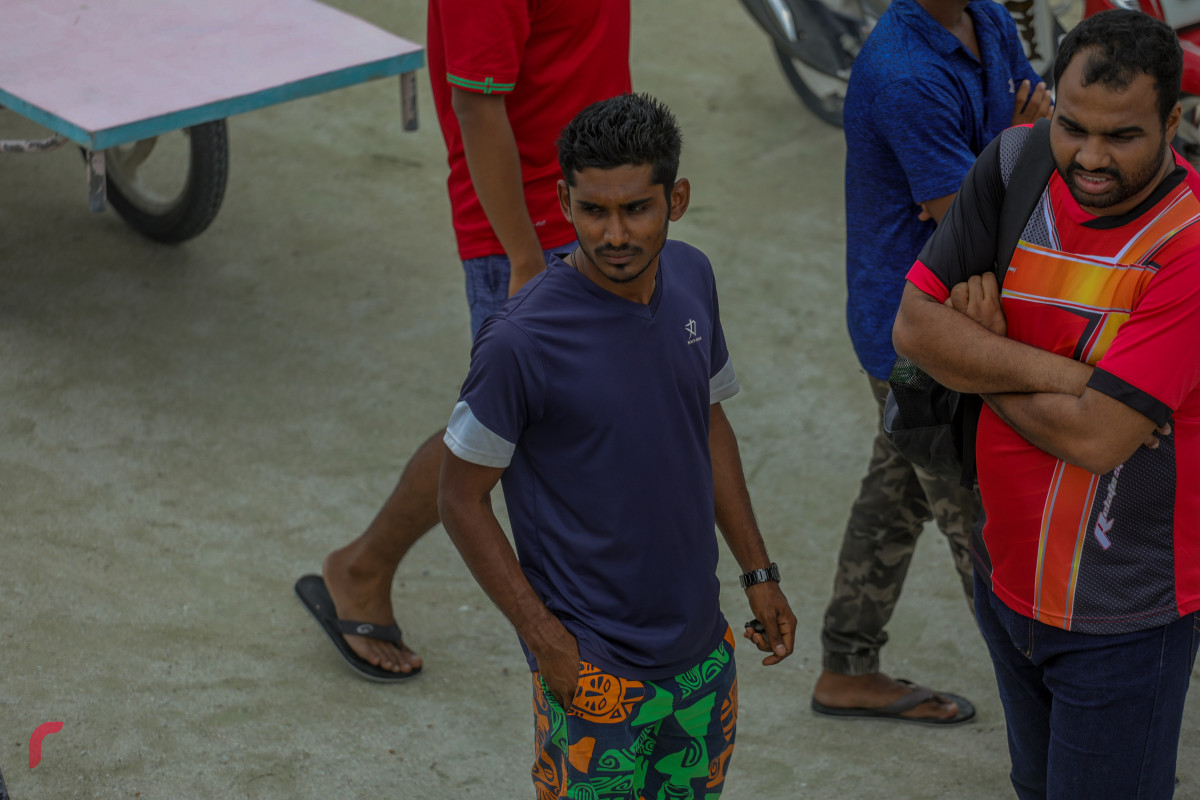 09 އޯގަސްޓް 2019/ ހއ.ހޯރަފުށި --ހޯރަފުއްޓަށް އީދަށް އައި މެހެމާނުންނަށް މަރުހަބާ ކިޔުމަށް ބޯޓު ކައިރިޔަށް ރައްޔިތުން ނިކުމެފައި-- ފޮޓޯ: ޝުއައިބް މުހައްމަދު