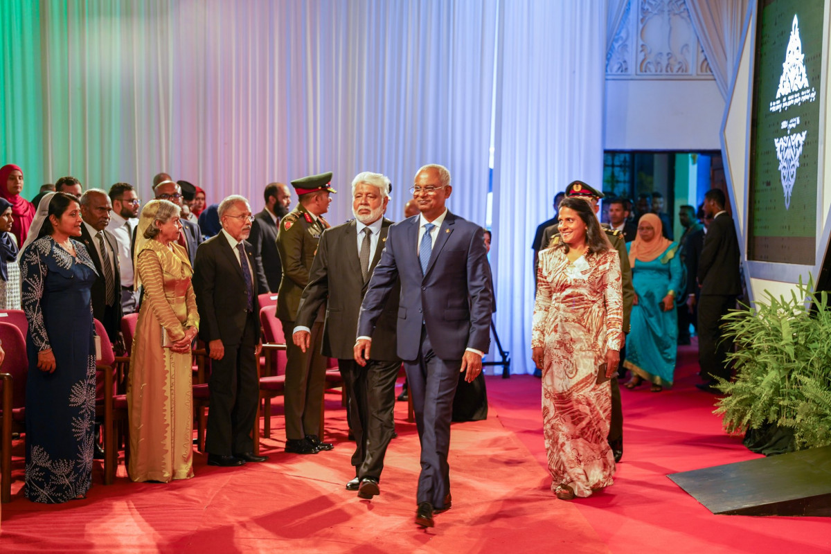 ދިވެހި ދައުލަތަށް ޚިދުމަތްކުރުމުގެ އިނާމު ދިނުމަށް ބާއްވާ ރަސްމީ ޖަލްސާ