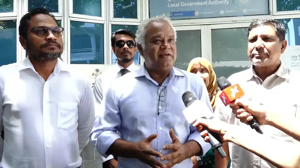 އެލްޖީއޭއިން ނިންމާ ބޮޑެތި ނިންމުންތަކަކީ ހާމަކަން ބޮޑު ގޮތެއްގައި ފެންނަންޖެހޭ ކަންކަން ކަމަށްވާތީ، ބައްދަލުވުންތައް ލައިވް ކުރުމަށް އެދިއްޖެ
