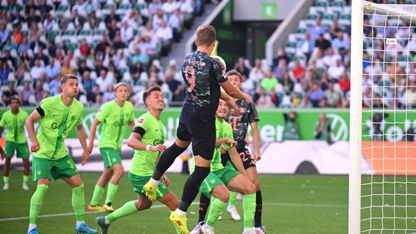 ބަޔާނުން ކުޅުނު މެޗުގެ ތެރެއިން