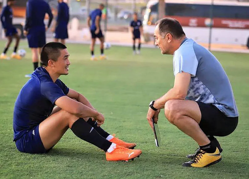 އިންޑިޔާގެ ކޯޗު ސްޓިމަކް އާއި ކެޕްޓަން ޗެތްރީ