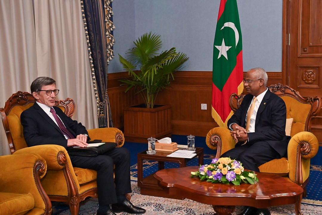 ރަޝިއާގެ ސަފީރު ރައީސް ސާލިހާއި ބައްދަލުކުރެއްވުން