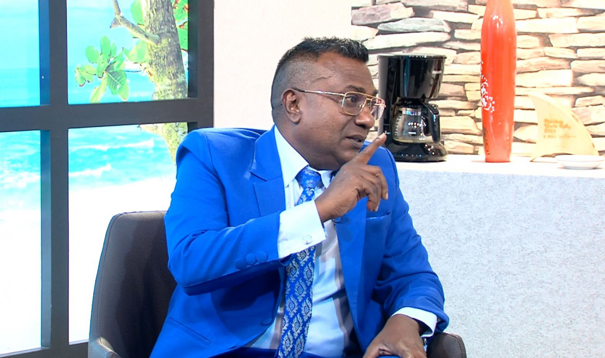 ކާށިދޫ ދާއިރާގެ މެމްބަރު އަބްދުﷲ ޖާބިރު ރާއްޖެޓީވީގެ ފަށާއިރު ޕްރޮގްރާމްގައި ވާހަކަފުޅުދައްކަވަނީ