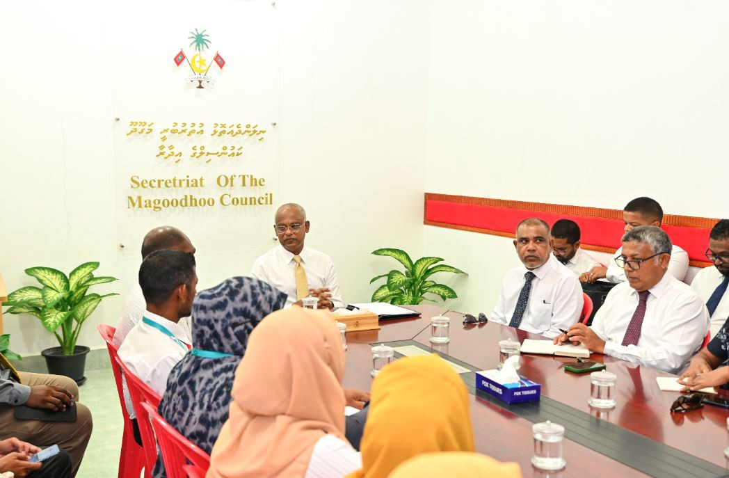 ރައީސް ފ. މަގޫދޫ ކައުންސިލާއި، އ.ތ.މ ކޮމިޓީއާ ބައްދަލު ކުރެއްވުން