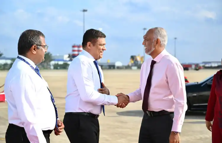 މިނިސްޓަރު އަމީނު އާއި ރައީސް މުޢިއްޒު