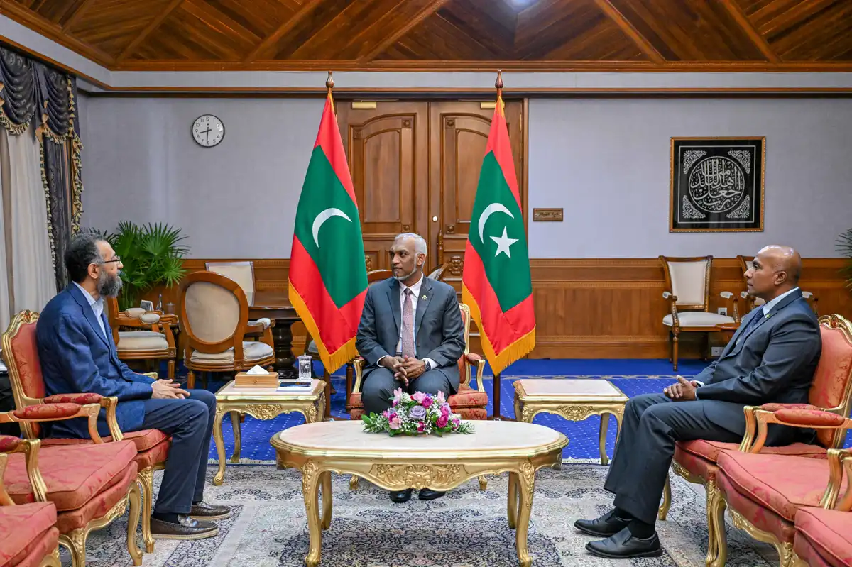 އިސްލާމިކް ޗެމްބަރ އޮފް ކޮމަރސް އެންޑް ޑިވެލޮޕްމަންޓްގެ ސެކްރެޓަރީ ޖެނެރަލް، ރައީސްގެ އަރިހަށް އިހުތިރާމުގެ ޒިޔާރަތެއް ކުރައްވައިފި