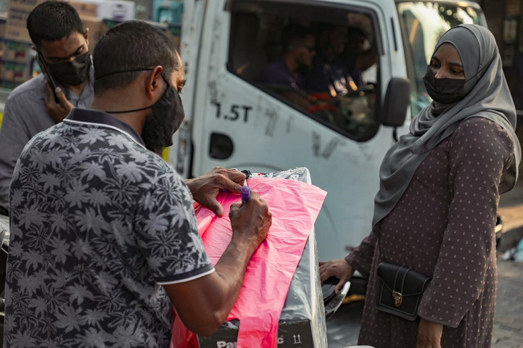 ބާޒާރުމަތި - ބާޒާރުމަތި ތަރައްގީކޮށް އެ ސަރަހައްދަކީ ހިތްފަސޭހަ ތަނަކަށް ހެދުމަށް ސަރުކާރުން ވަނީ ނިންމާފައި - ފޮޓޯ: މުހައްމަދު އަނިލް