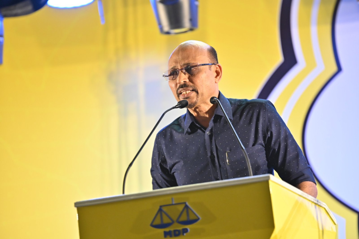 އުމަރު ނަސީރުގެ ރަނިންގމޭޓް އަހުމަދު ސަލީމް (މާޒް ސަލީމު)