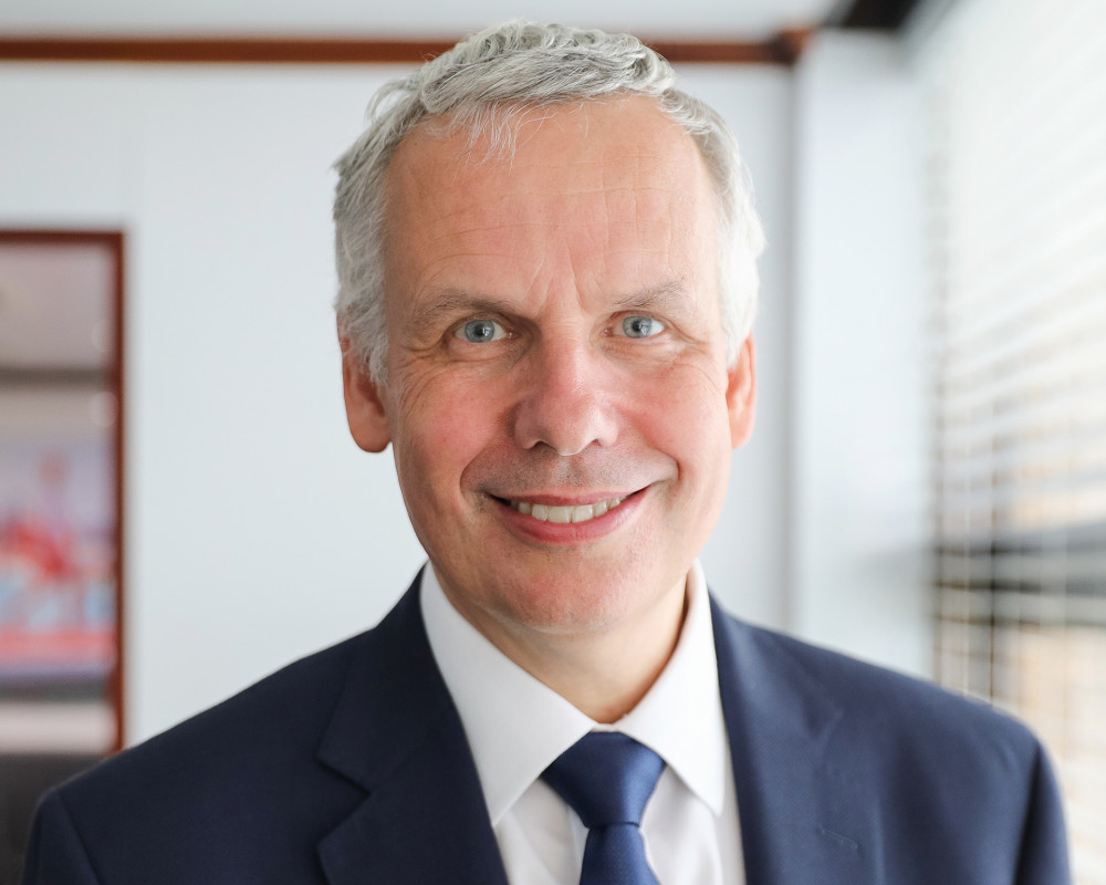 ބީއެމްއެލްއަށް އައްޔަންކުރި އައު ސީއީއޯ ޓިމޮތީ ސޯޔަރ