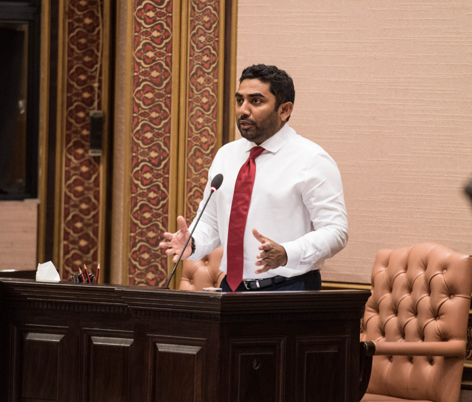 ހެލްތް މިނިސްޓަރ އަބްދުﷲ އަމީން