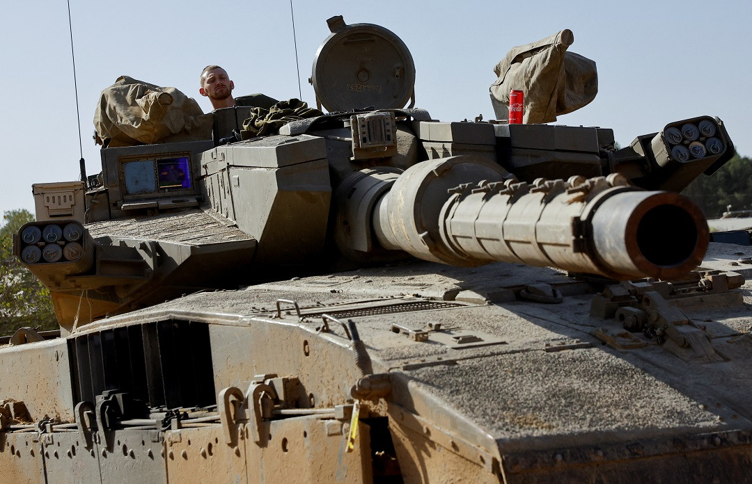 އިސްރާއިލުން ދަނީ އެންމެ ފަހުގެ ބަރުހަތިޔާރު ބޭނުންކޮށްގެން ޣައްޒާއަށް ހަމަލާތައް ދެމުން - ފޮޓޯ: ރޮއިޓަރސް