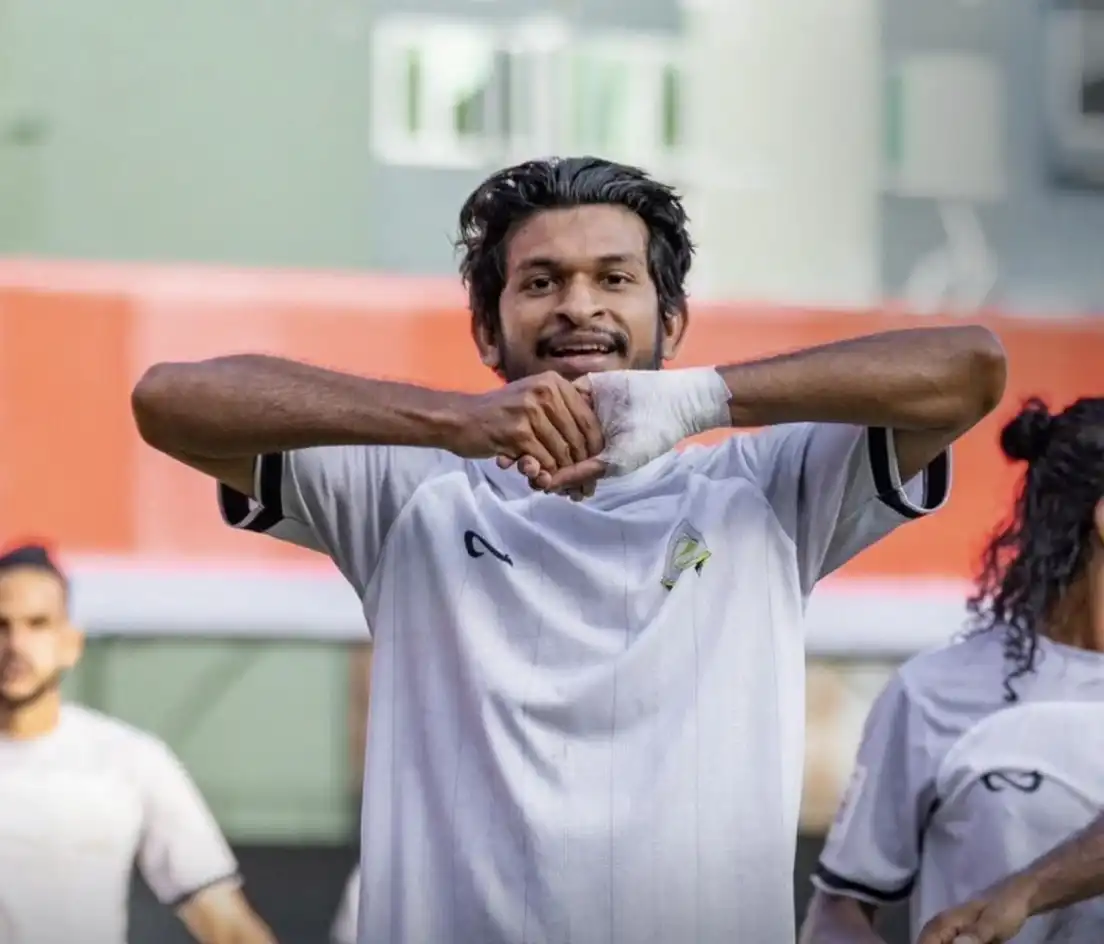 މެޗުގައި ލަނޑު ޖެހުމަށް ފަހު ގްރީންގެ އަންސަރު އުފާ ފާޅު ކުރަނީ