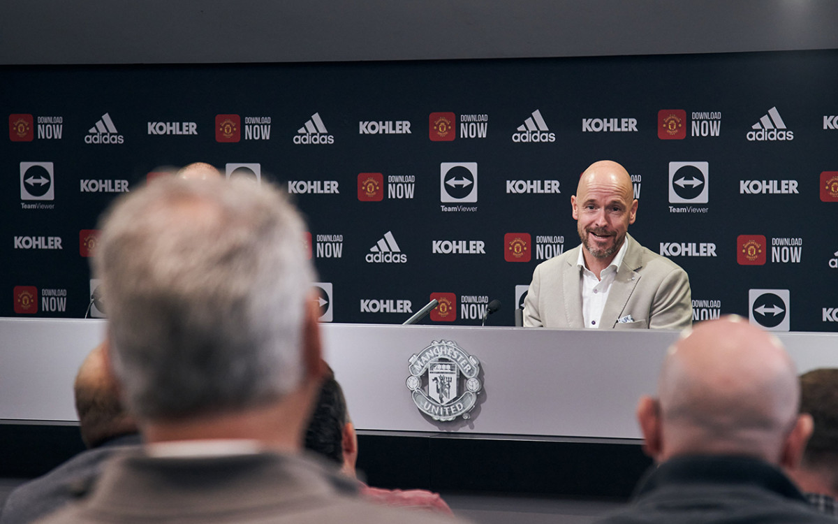 ޔުނައިޓެޑްގެ އާ ކޯޗު ޓެން ހާގް: ފޮޓޯ-މެންޗެސްޓަރ ޔުނައިޓެޑް