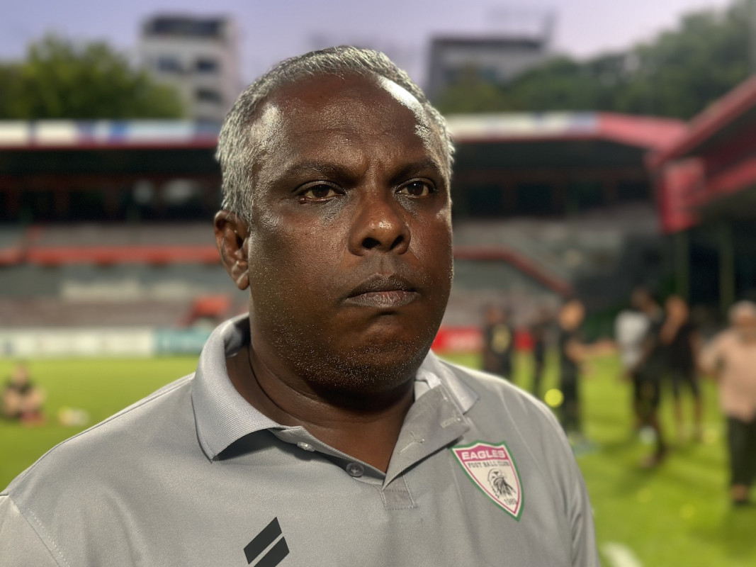 ޕްރޯ ލައިސަންސް ކޯޗު މޯހަން