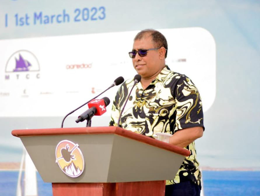 ޓޫރިޒަމް މިނިސްޓަރު ޑރ. އަބްދުﷲ މައުސޫމް