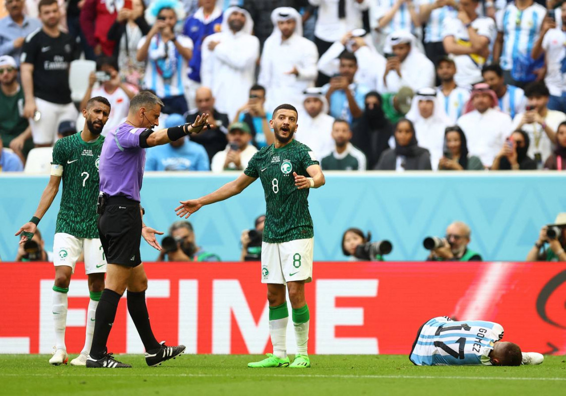 އާޖެންޓީނާ އަދި ސައޫދީ އަރަބިއްޔާ ކުޅުނު މެޗުގެ ތެރެއިން: ފޮޓޯ - ރޮއިޓާސް 