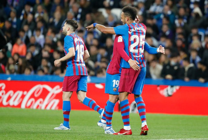 ސޮސެއިޑާޑް ކޮޅަށް ލަނޑު ޖެހުމަށްފަހު އޮބާމެޔަން އުފާ ފާޅުކުރަނީ