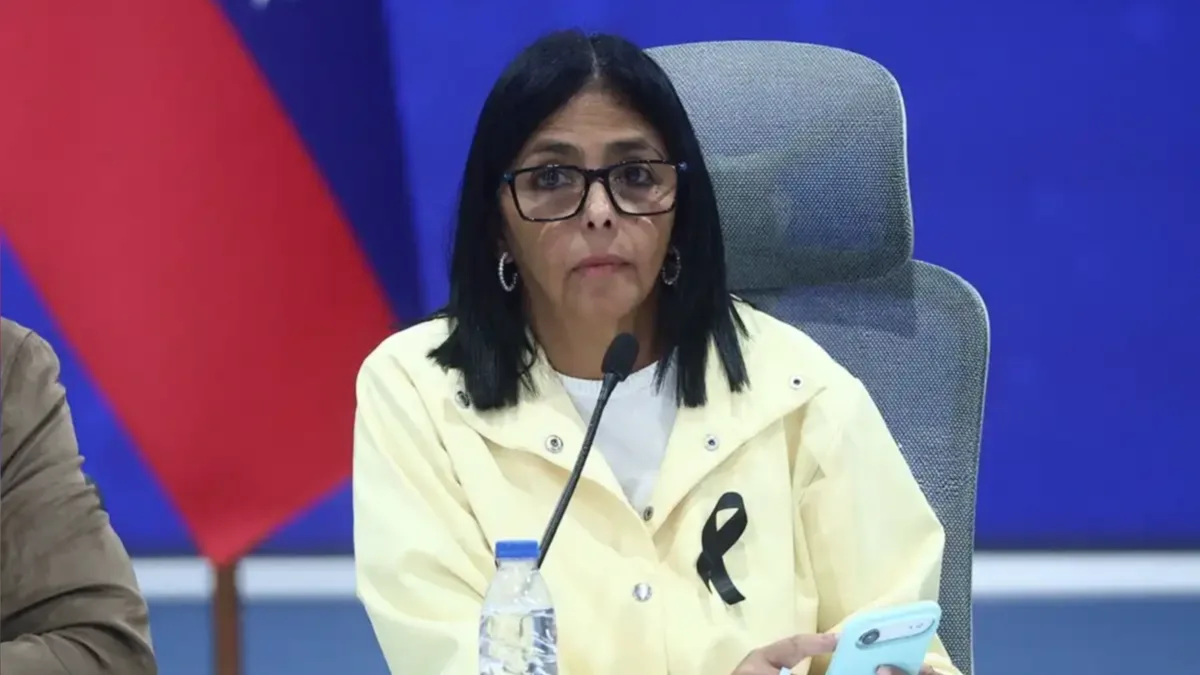 އެމެރިކާ އާއެކު ސޮއިކުރި އެއްބަސްވުން 25 އަހަރަށް ދެމިގެން ދާނެ ކަމަށް ވެނެޒުއޭލާގެ ރައީސާ ޑެލްސީ ވިދާޅުވެއްޖެ
