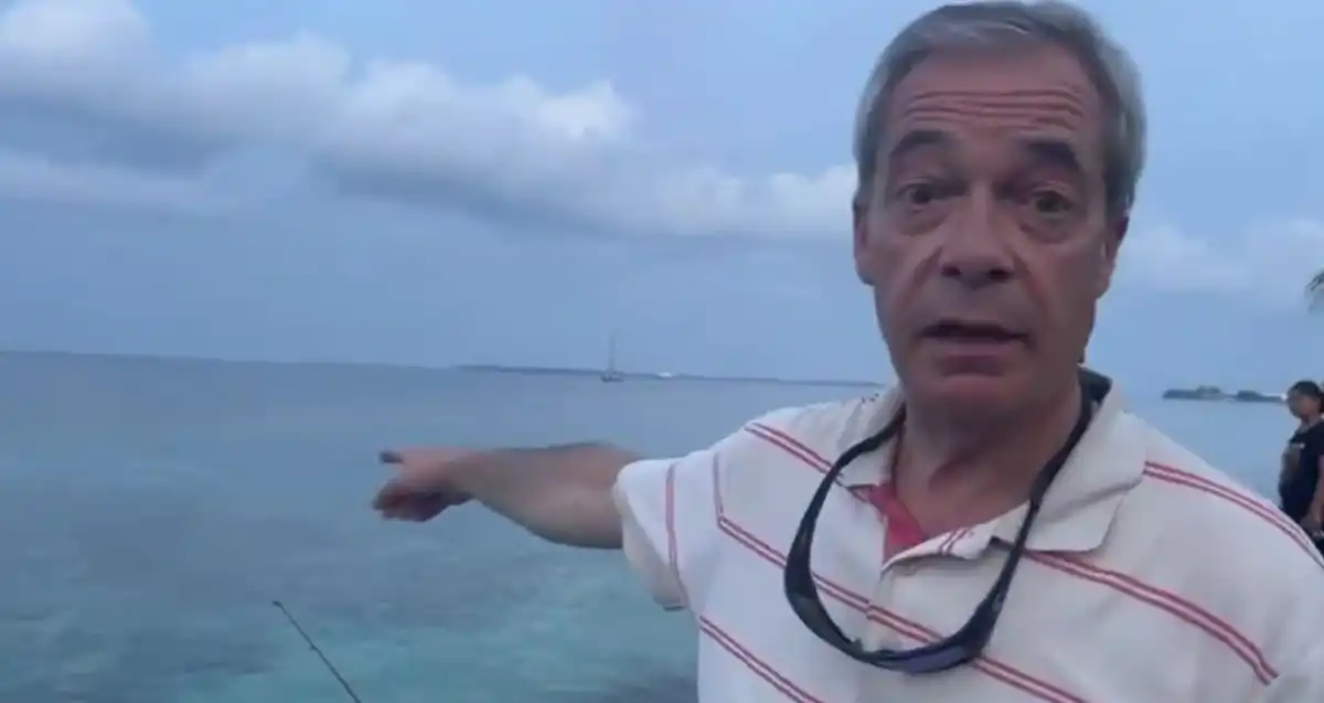 ރާއްޖޭގައި ހުންނަވައި ރިފޯމް ޔޫކޭގެ ލީޑަރު ފަރާޖް ނަގާފައިވާ ވީޑިއޯގެ ތެރެއިން