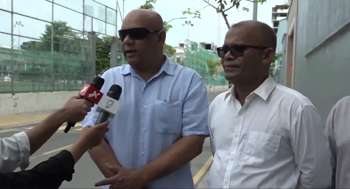 ފުލުހުންނާއެކު ބޭއްވި ބައްދަލުވުމަށްފަހު، އެމްޑީޕީގެ ފަރާތުން މީޑިއާތަކާ ބައްދަލުކުރަނީ