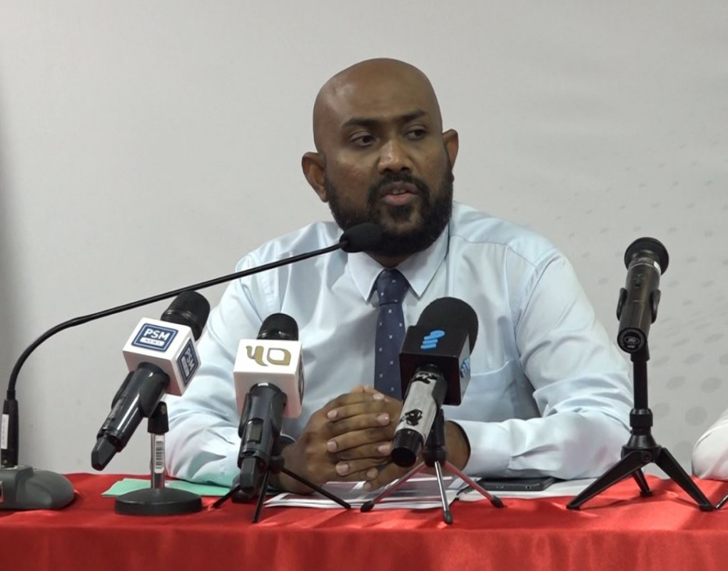 އޭސީސީގެ ރައީސް އާދަމް ޝާމިލް