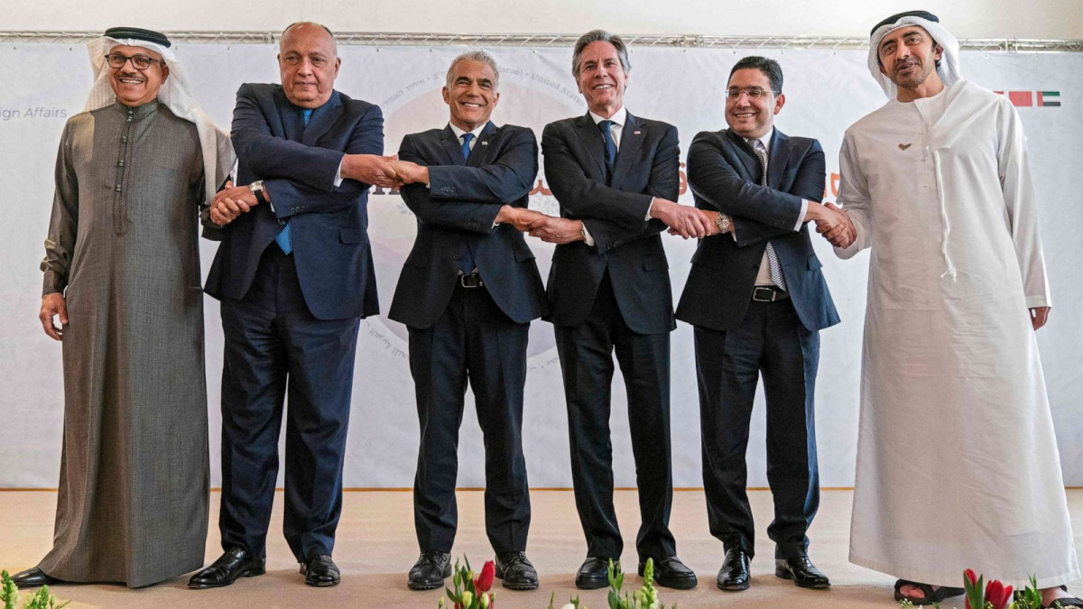 އެމެރިކާގެ ސެކްރެޓަރީ އޮފް ސްޓޭޓް އެންޓަނީ ބްލިންކެން މީގެ ކުރިންވެސް އަރަބި ގިނަ ލީޑަރުންނާ ވަނީ ބައްދަލު ކުރައްވާފައި