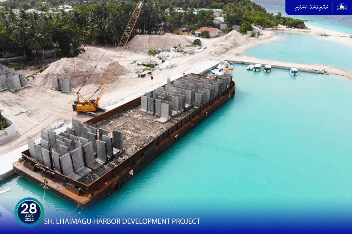 ށ. ޅައިމަގު ބަނދަރު ހެދުމުގެ މަސައްކަތް